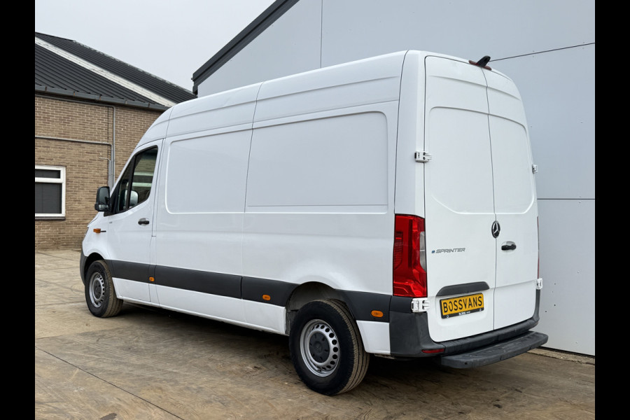 Mercedes-Benz eSprinter 312 55kWh Pakketbus L2H2 Elektrisch 168km WLTP 93% (SOH) 80kw Snelladen Climate Control Bluetooth