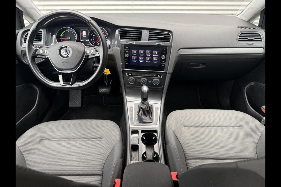 Volkswagen e-Golf E-DITION 1e Eigenaar|Navi|Camera|Stoelverwarming|Clima|Cruise|PDC V+A|N.A.P|Nieuwe APK bij Aflevering