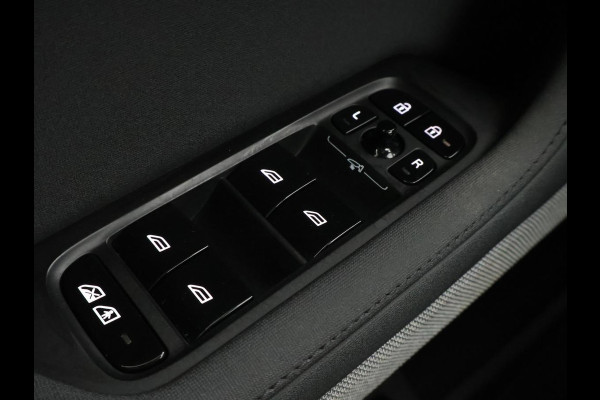 Polestar 2 Long Range Single Motor 78 kWh | SOH 93,2% | Camera | LED | Apple Carplay | Stoelverwarming | DAB |