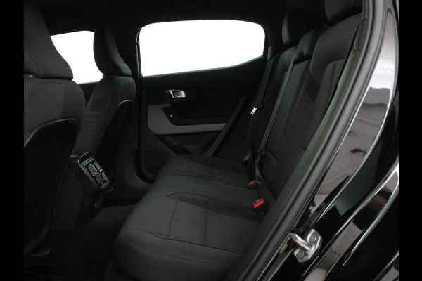 Polestar 2 Long Range Single Motor 78 kWh | SOH 93,2% | Camera | LED | Apple Carplay | Stoelverwarming | DAB |