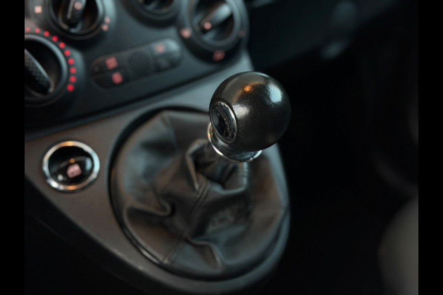 Fiat 500 1.2 Star (NAVIGATIE, CRUISE CONTROL, PARKEERSENSOREN, LEDER, CABRIO, MULTIMEDIA, BLUETOOTH, LED, ETC!)