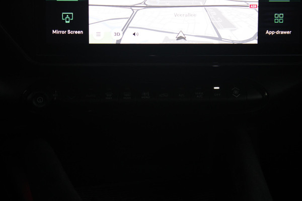 Alfa Romeo junior ELETTRICA SPORT SPECIALE 156PK 54 kWh | PANORAMA SCHUIF/KANTEL DAK | TECHNO PACK: (LED MATRIX KOPLAMPEN, DRAADLOZE TELEFOONLADER, DODEHOEK DETECTIE, PARKEERSENSOREN VOOR ACHTER EN ZIJKANT, NAVIGATIE, ELEKTRISCH BEDIENBARE ACHTERKLEP, KEYLESS ENTRY, ADAPTIVE CRUISE CONTROL, ACHTERUITRIJ CAMERA) | SPORT SPECIALE BEKLEDING MET ALCANTARA | WAMRTEPOMP! | VERWARMBARE VOORSTOELEN | VERWARMBARE VOORRUIT | NAVIGLI BLUE MET ZWART DAK | 18" LICHTMETALEN VELGEN "FOGRI" | GRILL "LEGGENDA" | 100 KW DC SNELLADER | 3-FASE | ELEKTRISCH VERSTELBARE BESTUURDERSSTOEL MET MASSAGE FNCTIE |