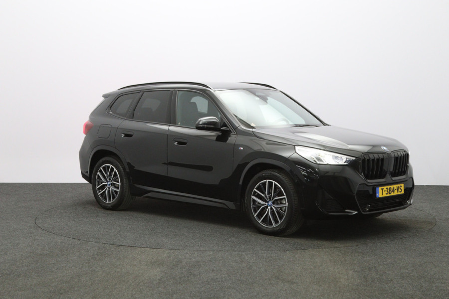 BMW X1 xDrive25e 245 PK M-sport PHEV, Harman/Kardon, Carplay, Camera, Stoelverwarming, Leder