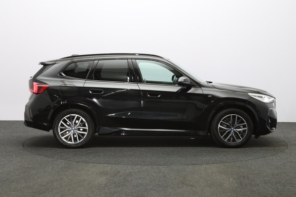 BMW X1 xDrive25e 245 PK M-sport PHEV, Harman/Kardon, Carplay, Camera, Stoelverwarming, Leder