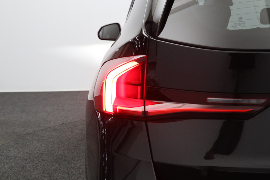 BMW X1 xDrive25e 245 PK M-sport PHEV, Harman/Kardon, Carplay, Camera, Stoelverwarming, Leder