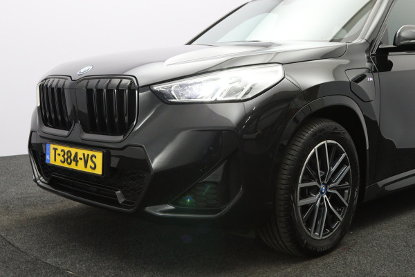 BMW X1 xDrive25e 245 PK M-sport PHEV, Harman/Kardon, Carplay, Camera, Stoelverwarming, Leder