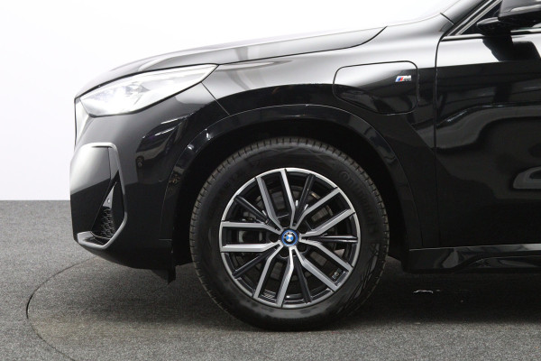 BMW X1 xDrive25e 245 PK M-sport PHEV, Harman/Kardon, Carplay, Camera, Stoelverwarming, Leder