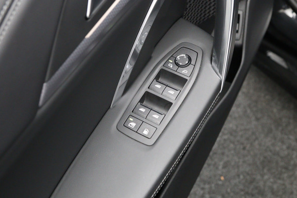 BMW X1 xDrive25e 245 PK M-sport PHEV, Harman/Kardon, Carplay, Camera, Stoelverwarming, Leder