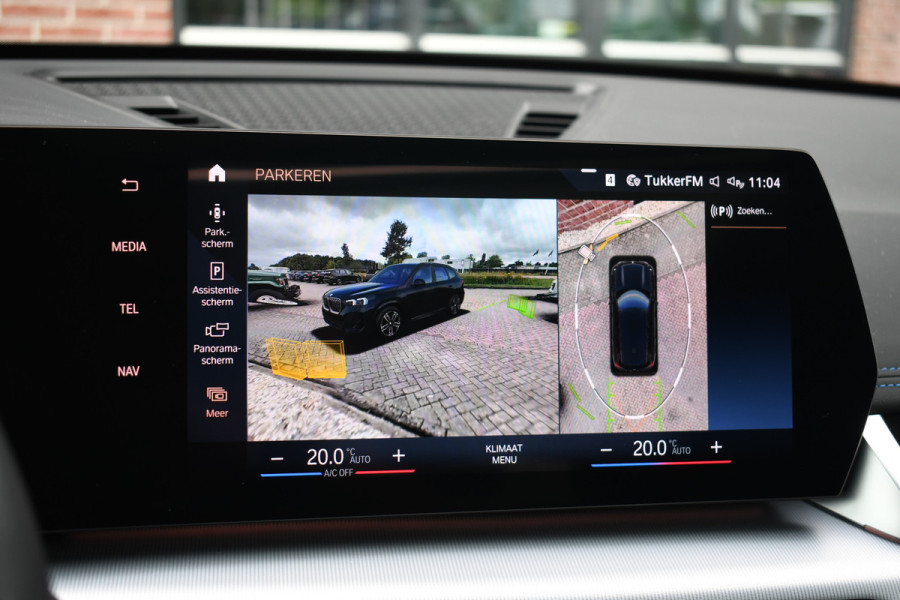 BMW iX1 xDrive30 M-Sport Pano DA-Prof 360 H/K HUD E-zetel+Massage