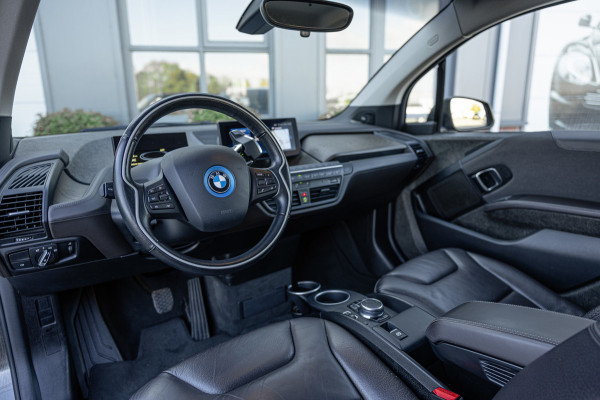 BMW i3 S iPerformance 94Ah 33 kWh / 63dkm NAP / Harman Kardon / Pano / Camera / Navi / Leder / NL-Auto