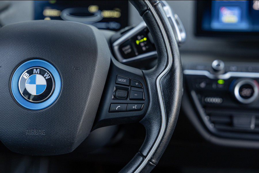 BMW i3 S iPerformance 94Ah 33 kWh / 63dkm NAP / Harman Kardon / Pano / Camera / Navi / Leder / NL-Auto