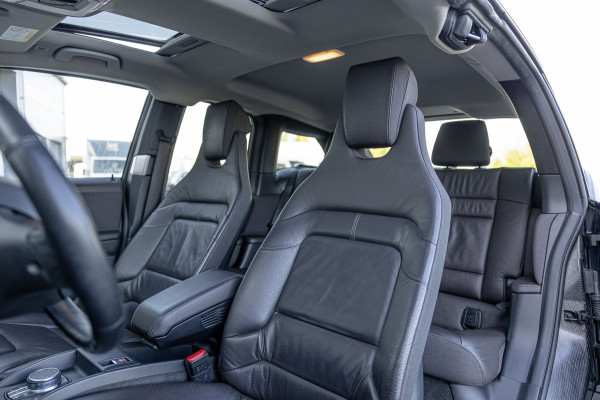 BMW i3 S iPerformance 94Ah 33 kWh / 63dkm NAP / Harman Kardon / Pano / Camera / Navi / Leder / NL-Auto