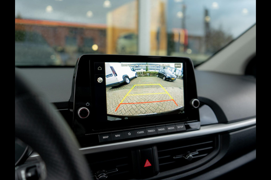Kia Picanto 1.0 DPI GT-Line AUTOMAAT | ALS NIEUW | Schuifkanteldak | Navigatie | Stoel en stuurverwarming |