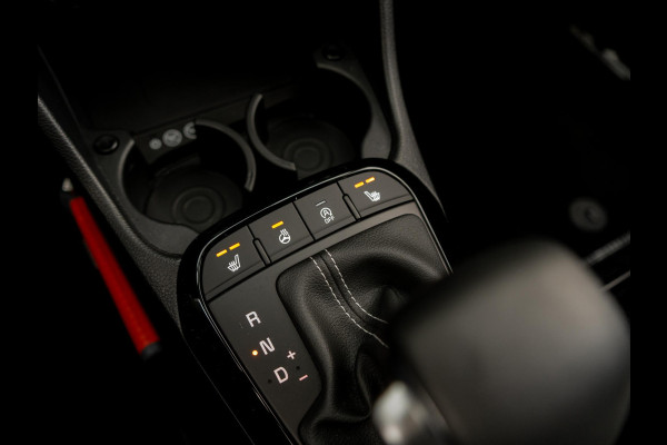 Kia Picanto 1.0 DPI GT-Line AUTOMAAT | ALS NIEUW | Schuifkanteldak | Navigatie | Stoel en stuurverwarming |