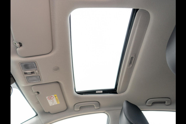 Kia Picanto 1.0 DPI GT-Line AUTOMAAT | ALS NIEUW | Schuifkanteldak | Navigatie | Stoel en stuurverwarming |
