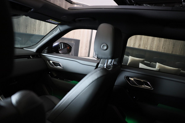 Land Rover Range Rover Velar 2.0 P400e R-Dynamic HSE / Acc / Lane Assist / Dode Hoek / 360 Camera / Memory / Meridian / Leder