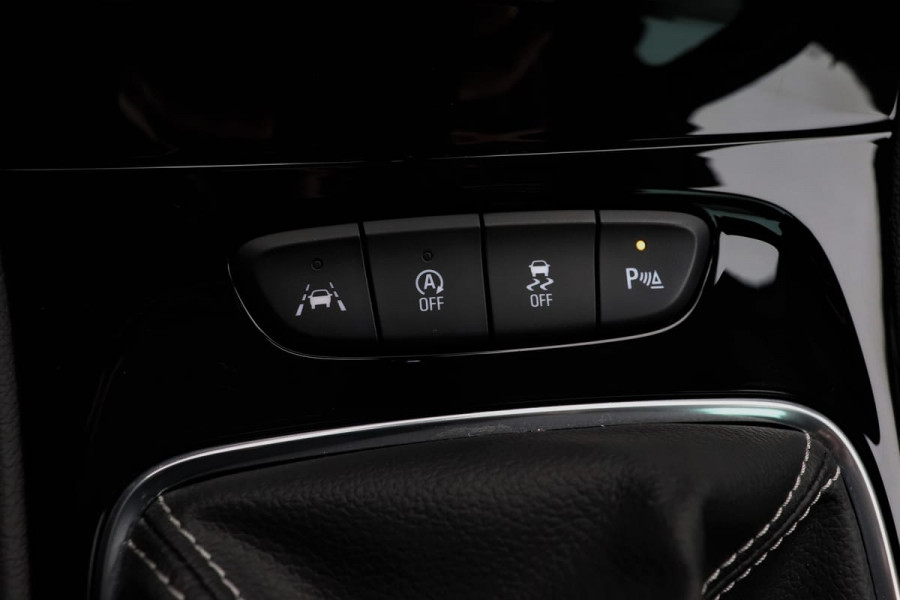Opel Astra 1.6 CDTI Innovation | Dealer onderhouden | IntelliLink Pakket | Climate control | Keyless | PDC v+a