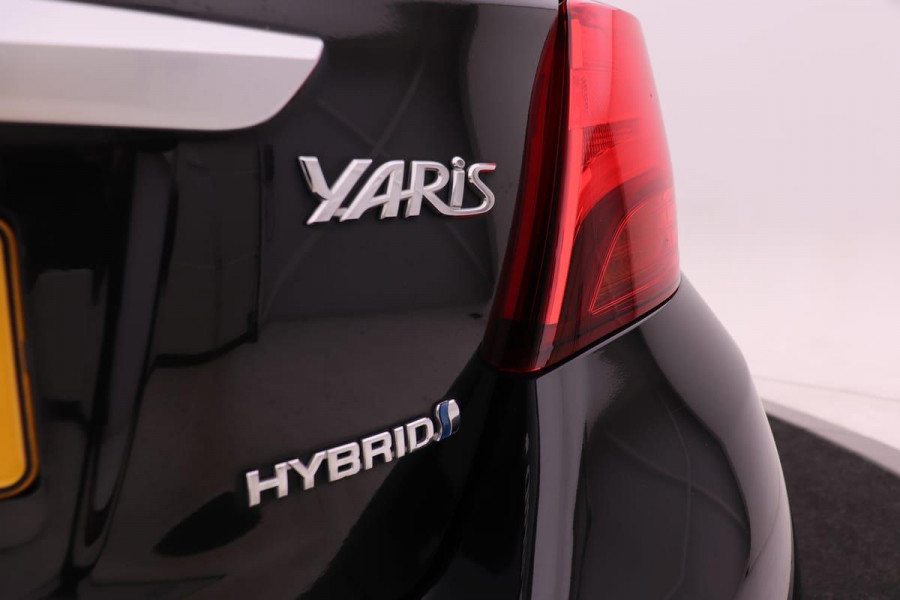 Toyota Yaris Hybrid 1.5 | Navigatie | Climate control | Cruise control | Camera