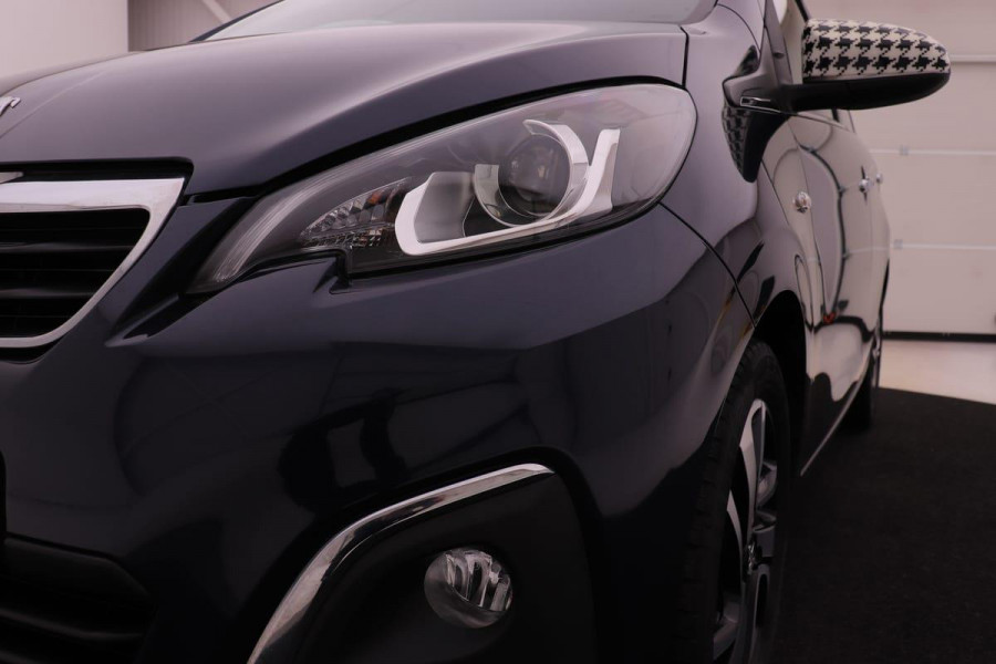 Peugeot 108 1.0 e-VTi Première | Dressy thema | Volleder | Climate control | Keyless | Camera | Stoelverwarming