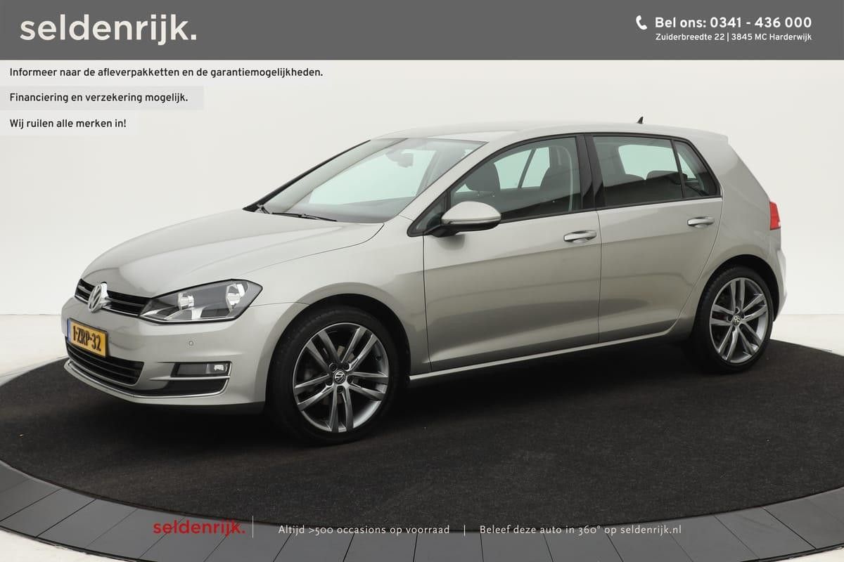 Volkswagen Golf 1.2 TSI Highline | Dealer onderhouden | Navigatie | Sportonderstel | 18 inch Durban velgen | Climate control