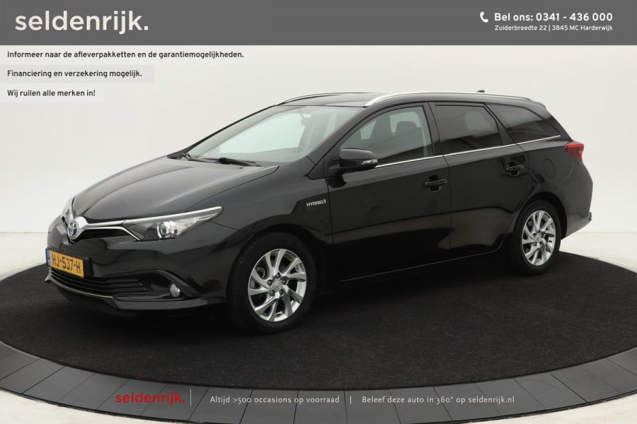 Toyota Auris 1.8 Hybrid Lease | 1e eigenaar | Navigatie | DAB+ | Panoramadak | Camera