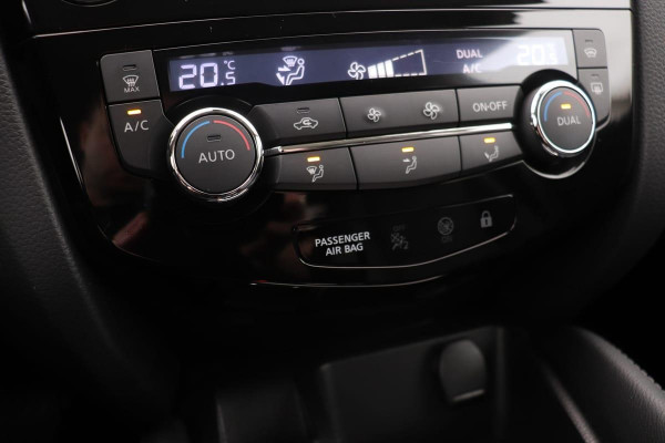 Nissan QASHQAI 1.2 Tekna Automaat | Navigatie | Volleder | 360 camera | Trekhaak | DAB+ | Stoelverwarming