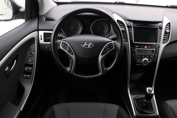 Hyundai i30 1.6 GDI i-Motion Plus | Navigatie | Camera | Climate Control | Cruise control