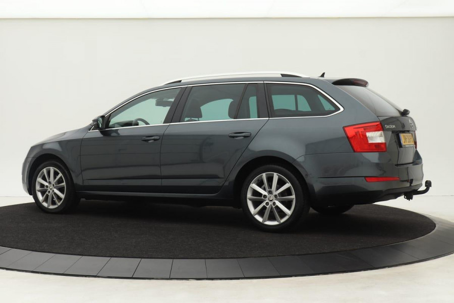 Škoda Octavia Combi 1.2 TSI Style Business | Xenon | Navigatie | Camera | Keyless | Premium audio | Trekhaak