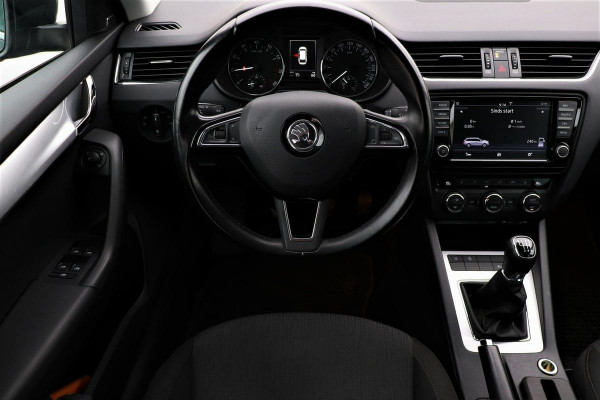 Škoda Octavia Combi 1.2 TSI Style Business | Xenon | Navigatie | Camera | Keyless | Premium audio | Trekhaak