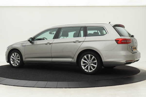 Volkswagen Passat 1.4 TSI GTE Highline *Excl. BTW* | Full LED | Volleder | Ergo stoelen | Navigatie | Adaptive Cruise | Keyless