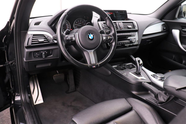 BMW 2 Serie Cabrio 220i Aut. M-sport | Full-LED | Navi Proff. | Stoelverwarming | Climate control | Volleder | PDC