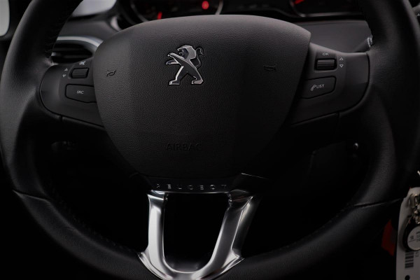 Peugeot 208 1.2 VTi Style 5-drs | 2e eigenaar | Navigatie | Airco | Cruise control | Privacy Glass | PDC