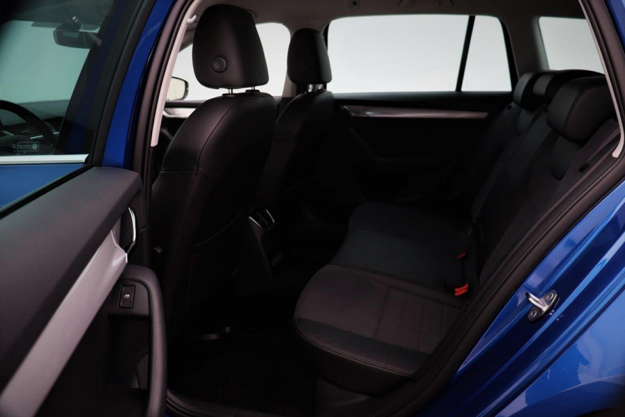 Škoda Octavia Combi 1.6 TDI Ambition Business | Navigatie | Climate control | Stoelverwarming | DAB+