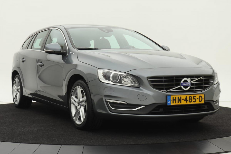 Volvo V60 2.4 D6 Plug In Summum *Excl. BTW* | 1e eigenaar | Xenon | Volleder | Navigatie | Memory