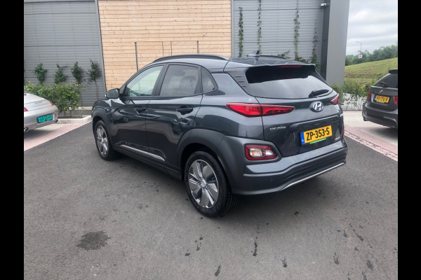 Hyundai Kona EV 64 kWh SKY Premium 2019 levering