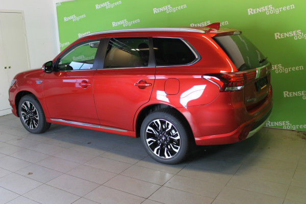 Mitsubishi Outlander 2.4 PHEV Instyle