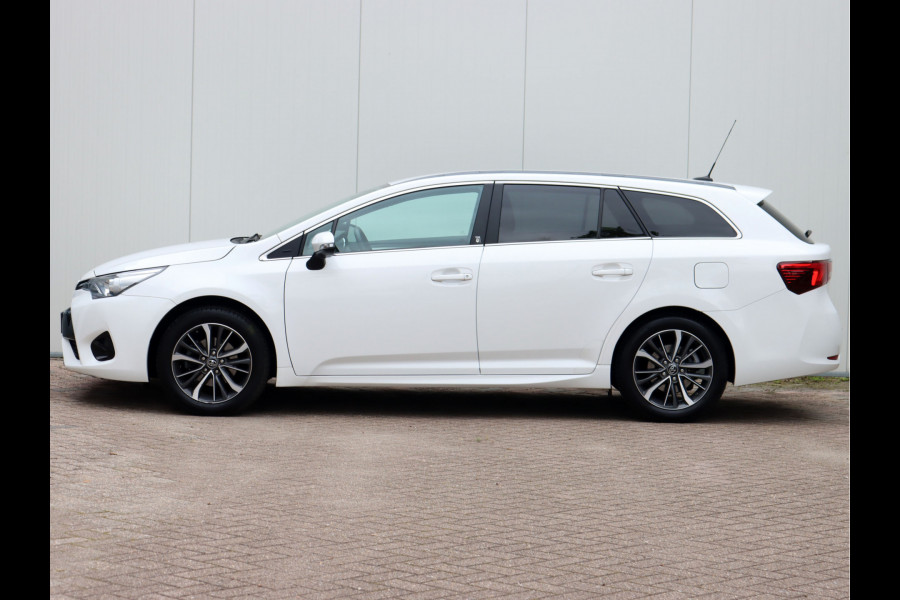 Toyota Avensis Touring Sports 1.8 VVT-i Dynamic | FM-Navi | Stoelverwarming | Rijstrooksensor