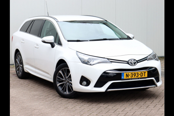 Toyota Avensis Touring Sports 1.8 VVT-i Dynamic | FM-Navi | Stoelverwarming | Rijstrooksensor