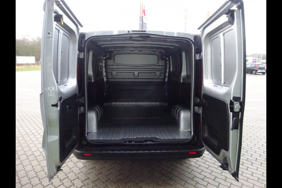 Renault Trafic 2.0 dCi 120 T27 L1H1 Grand Comfort Navigatie + PDC