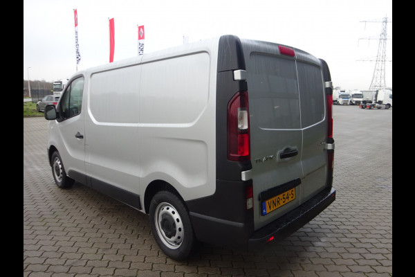 Renault Trafic 2.0 dCi 120 T27 L1H1 Grand Comfort Navigatie + PDC