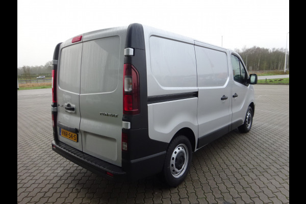 Renault Trafic 2.0 dCi 120 T27 L1H1 Grand Comfort Navigatie + PDC