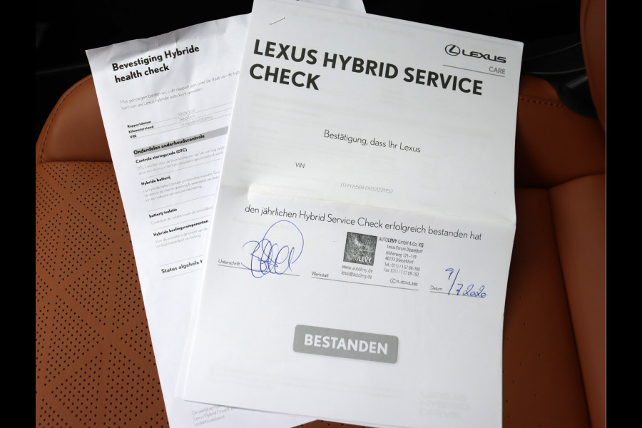 Lexus UX 250h Luxury Line | Leder | Schuifdak | Head-Up