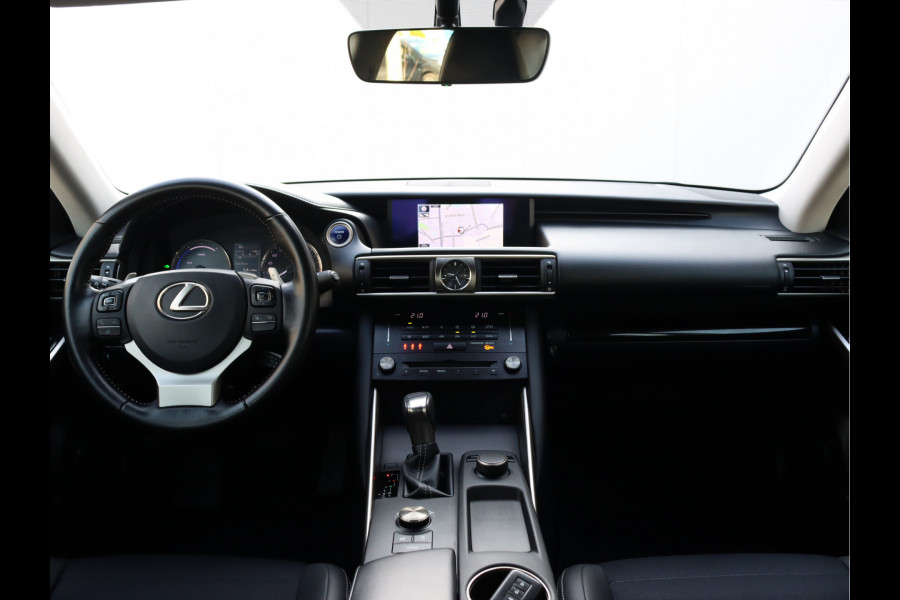 Lexus IS 300h Hybrid Business Line | Facelift | Half Leder | Led | Navi