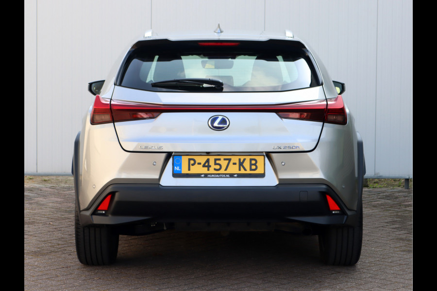 Lexus UX 250h Executive Line | President Pack | Mark Levinson | Stoelventilatie