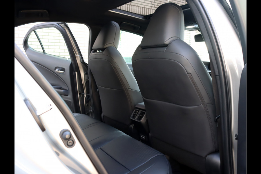 Lexus UX 250h Executive Line | President Pack | Mark Levinson | Stoelventilatie