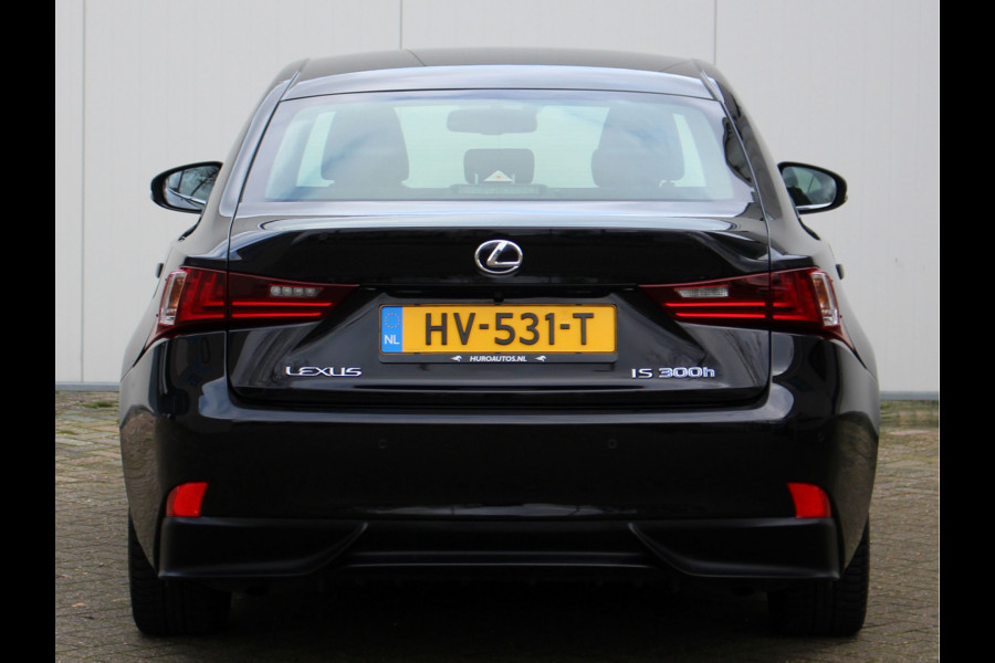 Lexus IS 300h 25th Edition | Stoelverwarming | Half Leder | PDC