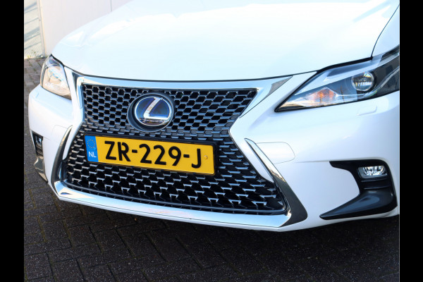 Lexus CT 200h Edition 30 | Full Led | Premium Navi | Adaptive Cruise