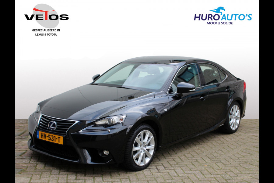 Lexus IS 300h 25th Edition | Stoelverwarming | Half Leder | PDC