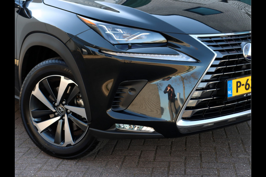 Lexus NX 300h AWD Executive Line | President Pack | Panoramadak | Mark Levinson