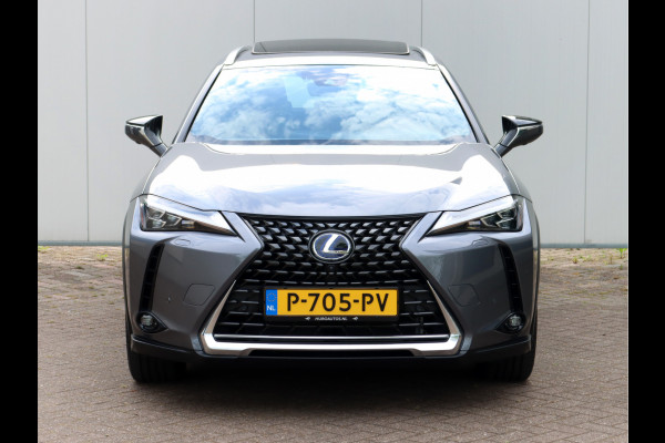 Lexus UX 250h Executive Line | President Pack | Mark Levinson | 360° Camera